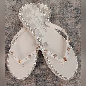 Juicy Couture K-Sanba White and Gold Embellished Sandals Sz 6  NWT